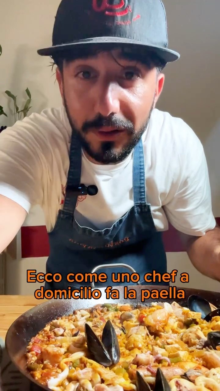 paella di pesce alla bona a tavola chef a domicilio