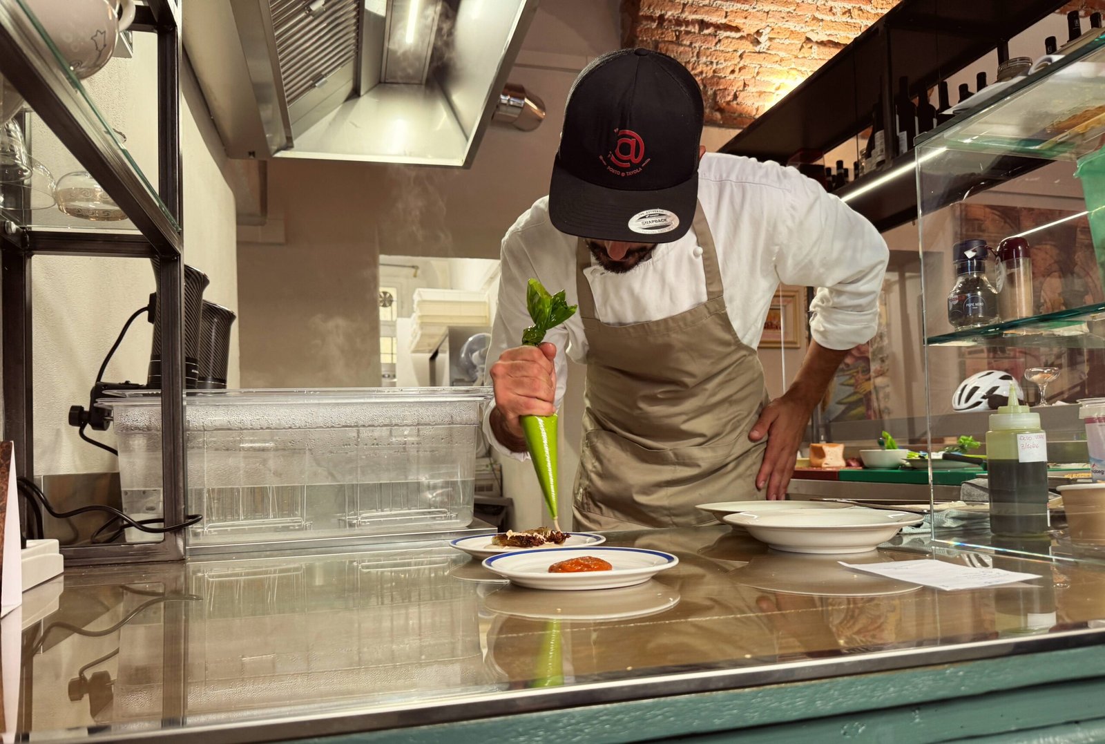 Easy a tavola - la gastronomia contemporanea che serve piatti inclusivi senza glutine a torino